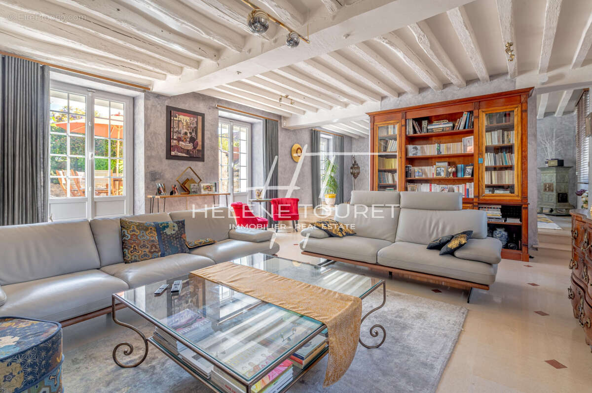 Maison 254 m² à Baron  - photo 3