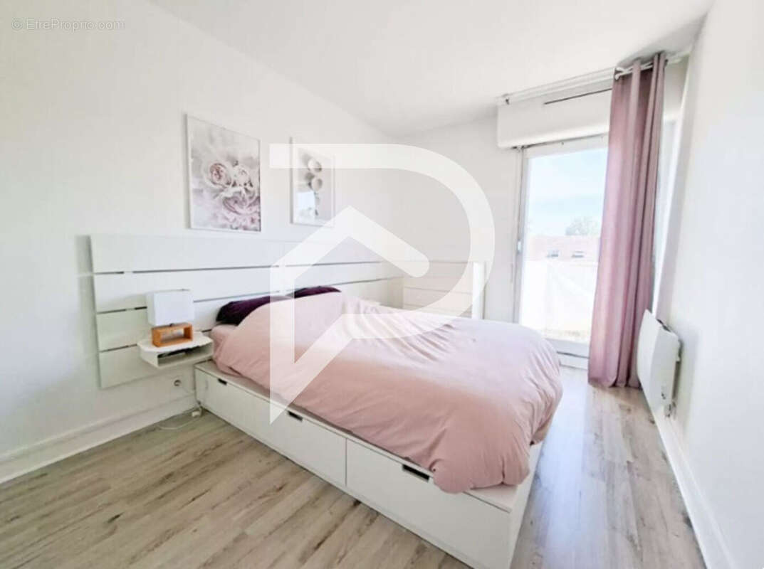 Appartement à VERNEUIL-SUR-SEINE