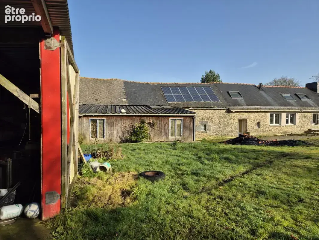 Corps de ferme authentique de 110 m2 plus annexes   3 879 m2 - photo 15