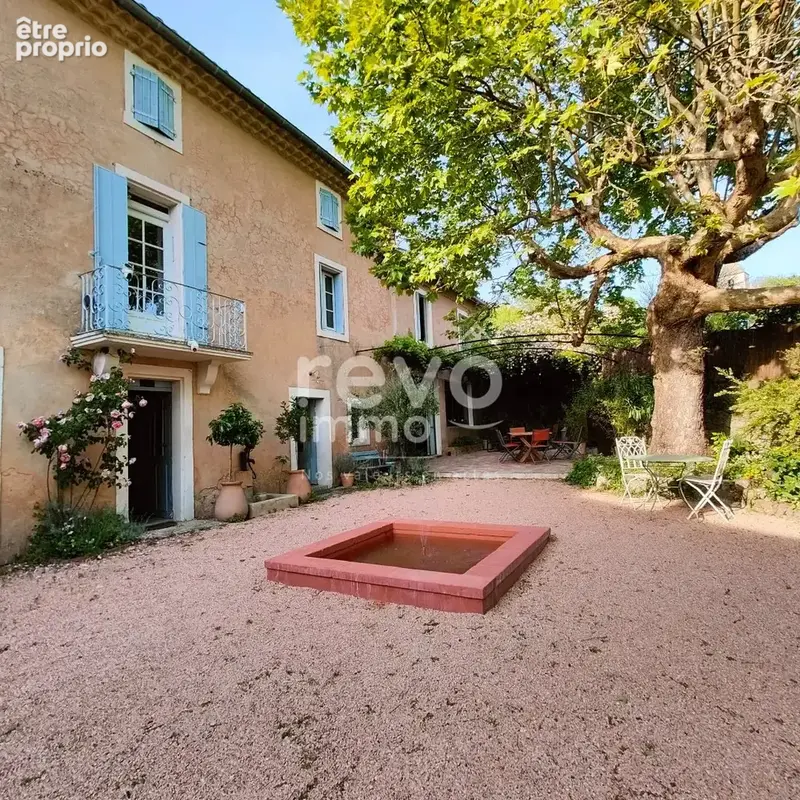 Mas de village de charme rénové avec goût ! - photo 3