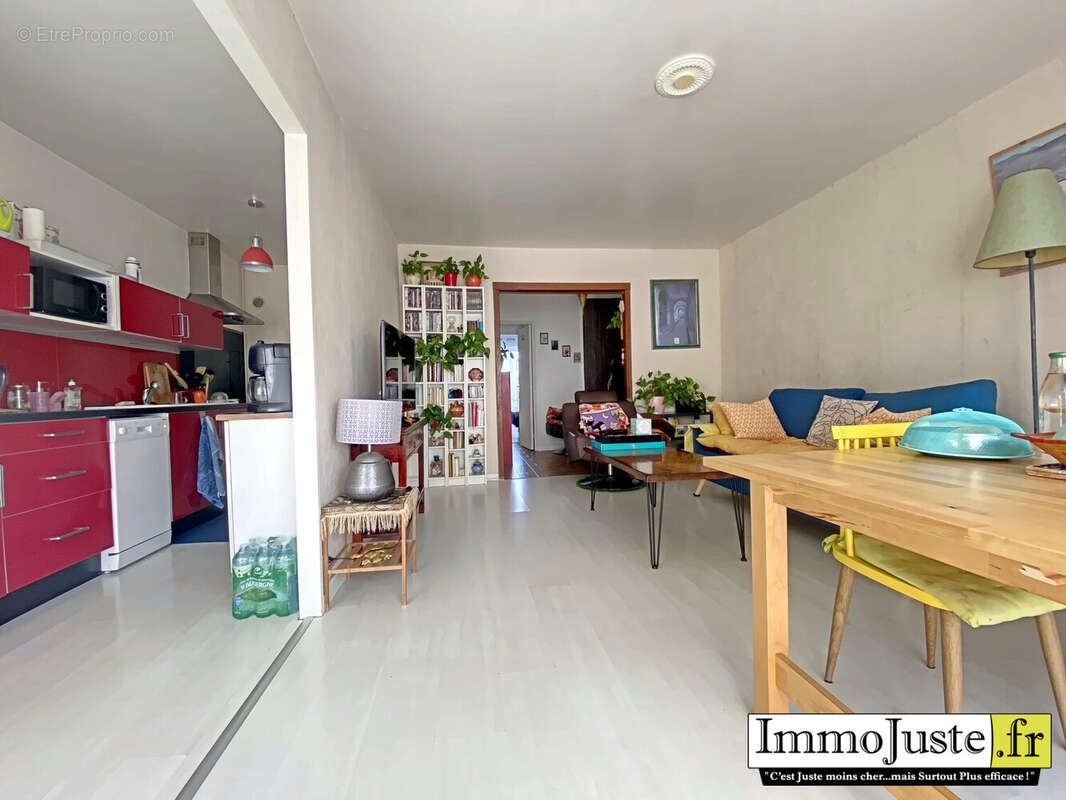 Appartement à LES ESSARTS-LE-ROI