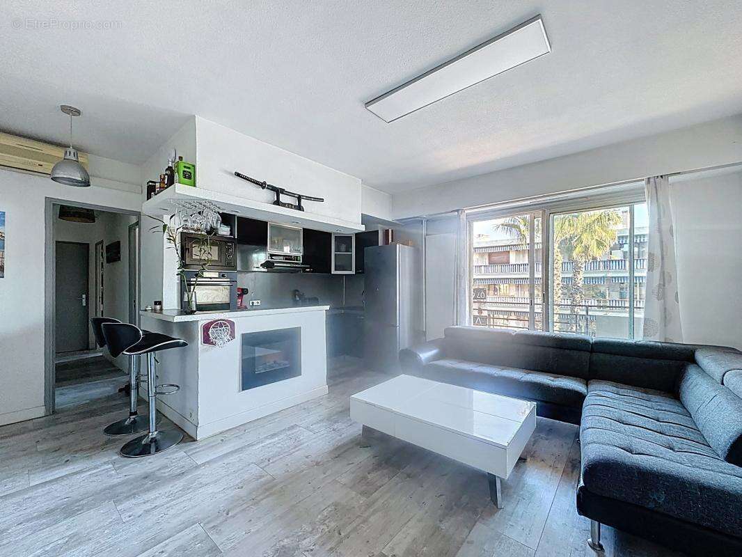 Appartement à CAGNES-SUR-MER