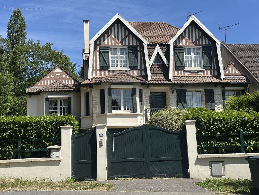 Maison 192 m² à Coulommiers  - photo 2