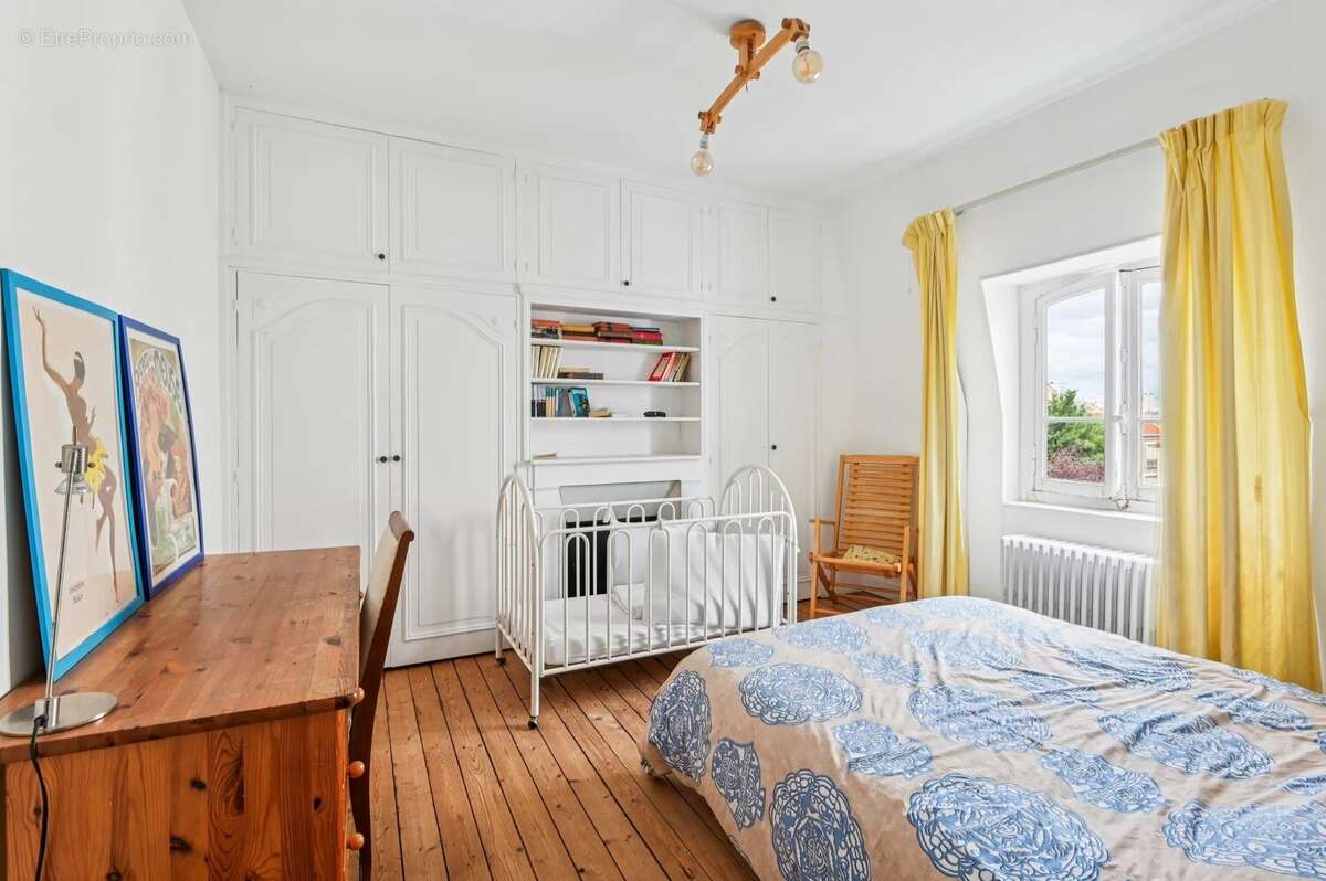 Maison à ASNIERES-SUR-SEINE