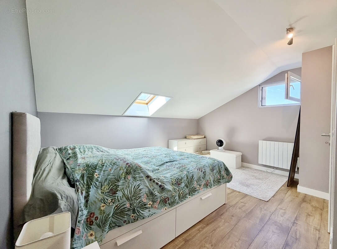 Appartement à DOUVAINE