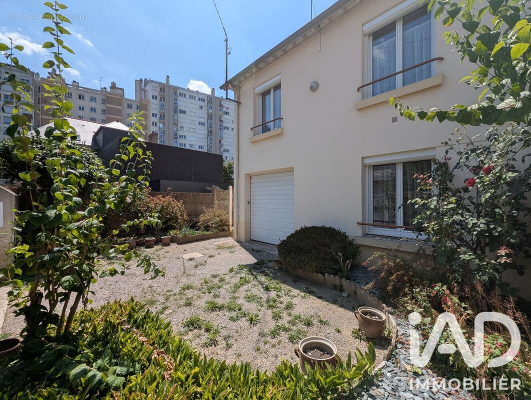 Maison 71 m² à Rennes  - photo 2