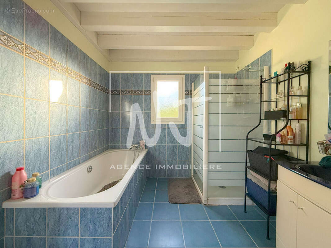 Maison à SAINT-MATHURIN-SUR-LOIRE