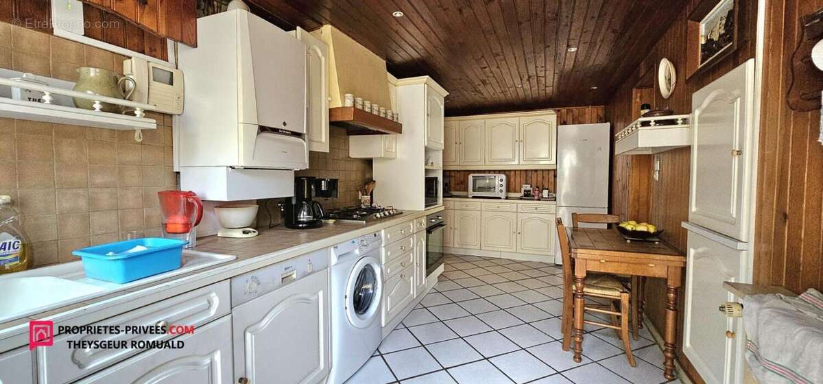 Maison à SAINT-CLEMENT