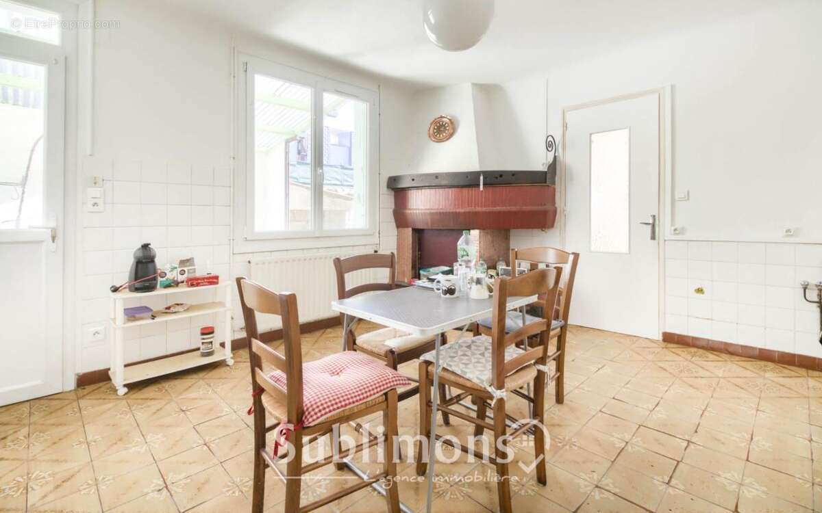 Maison à PAIMBOEUF