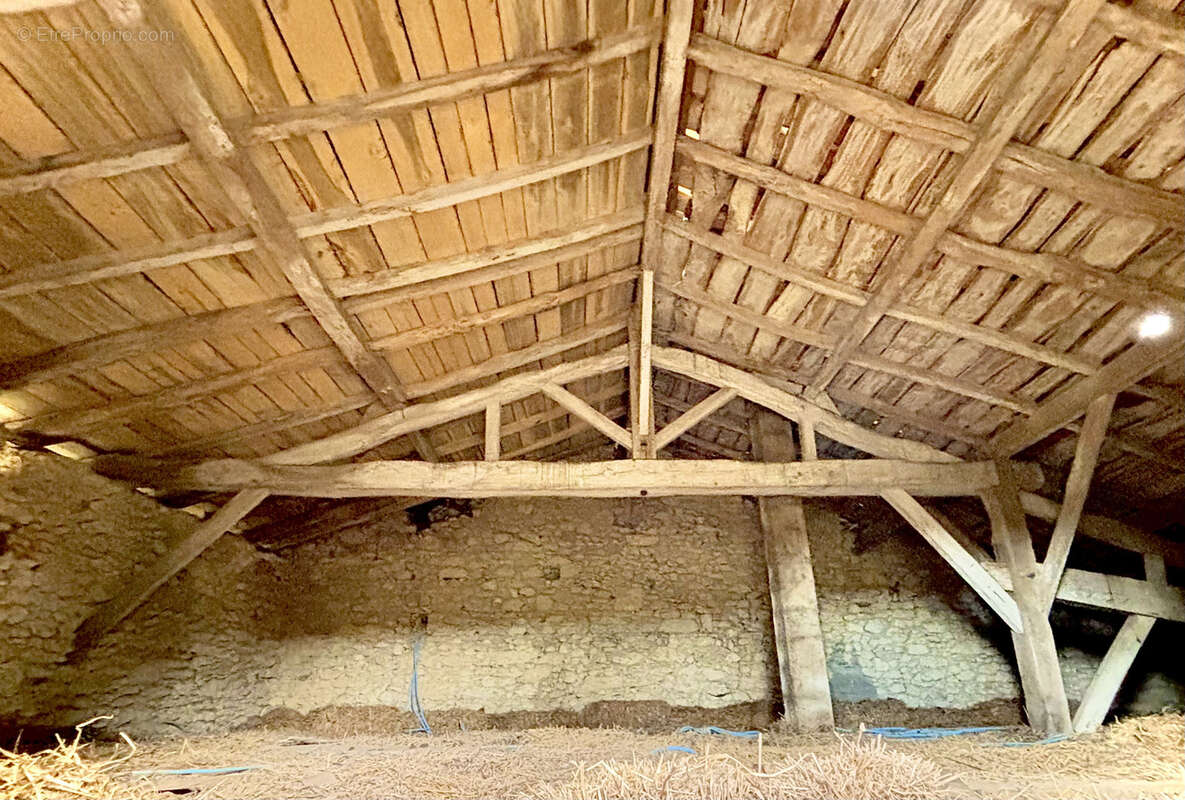 Maison à SAINT-SARDOS