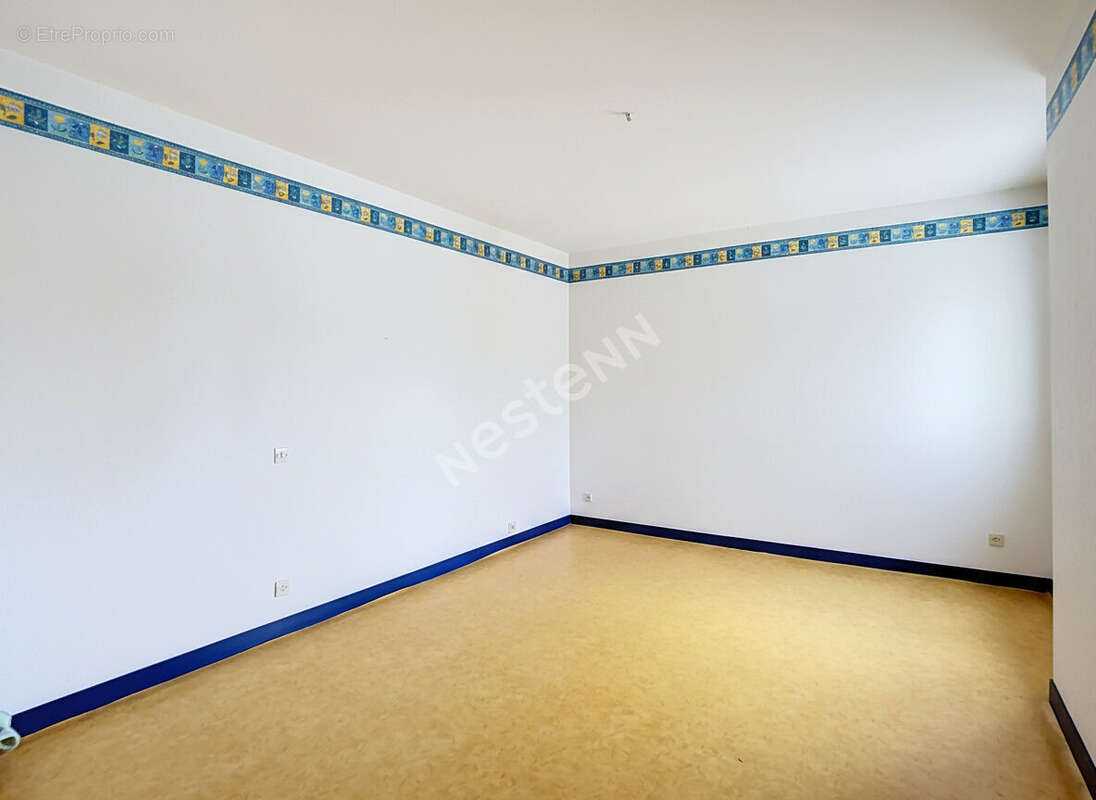 Maison Montfaucon Montigne 5 pièce(s) 123 m2 - photo 8