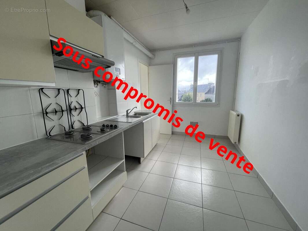Cuisine - Appartement à LANDERNEAU
