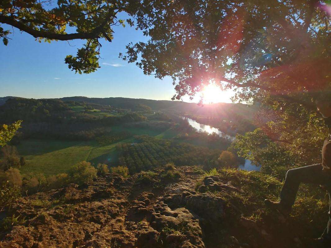 Maison périgourdine avec vue spectaculaire et grotte classée - photo 9