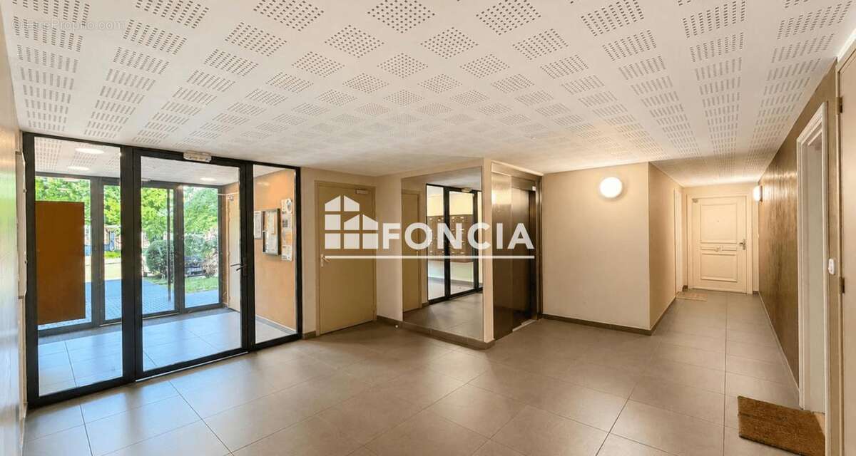 Appartement à VOURLES