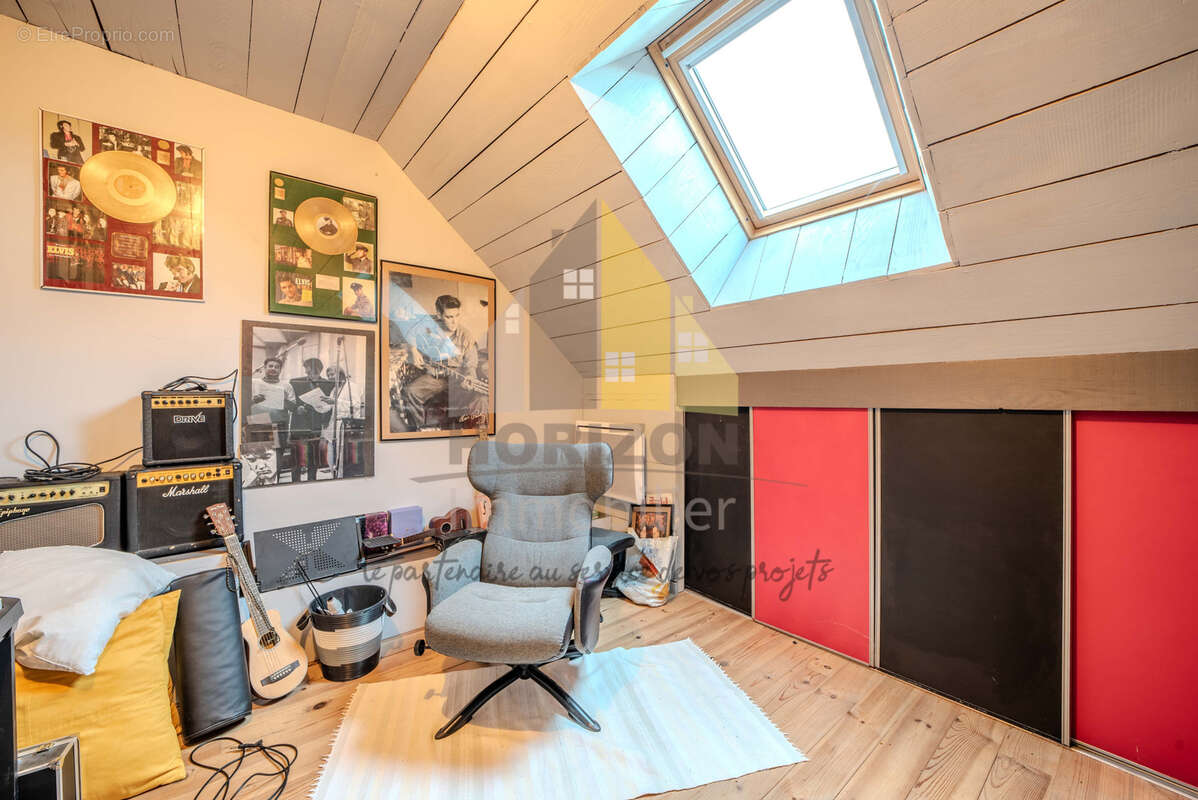 Maison à LONS-LE-SAUNIER