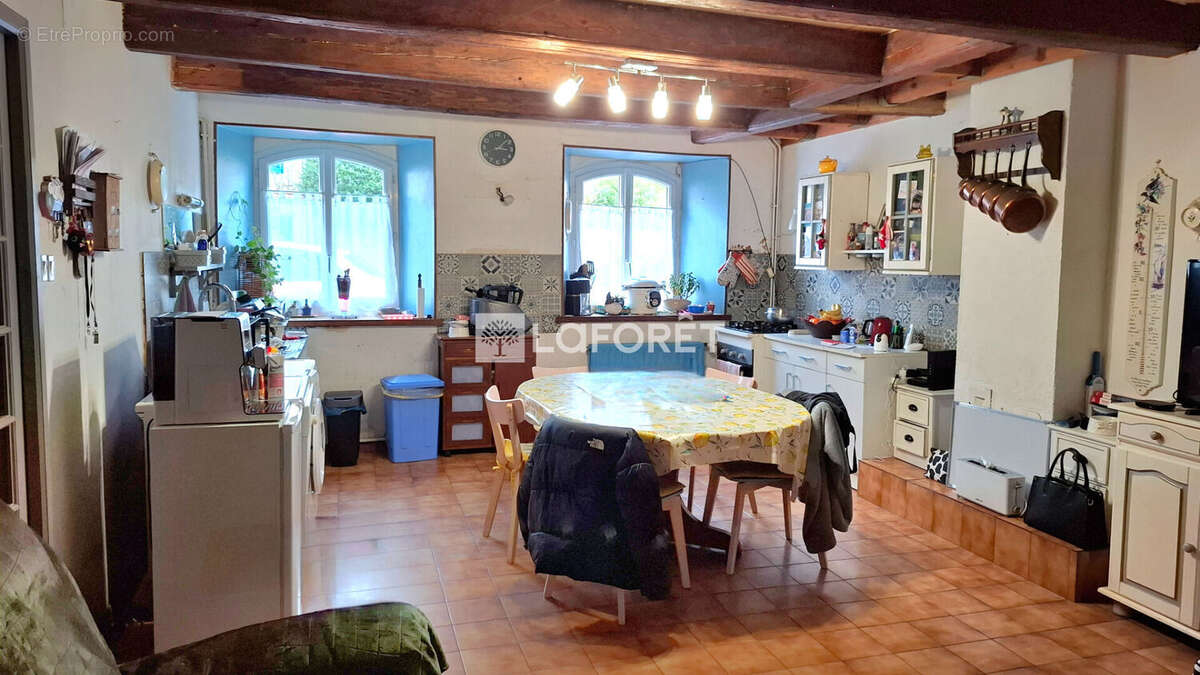 Maison à ROSIERES-AUX-SALINES