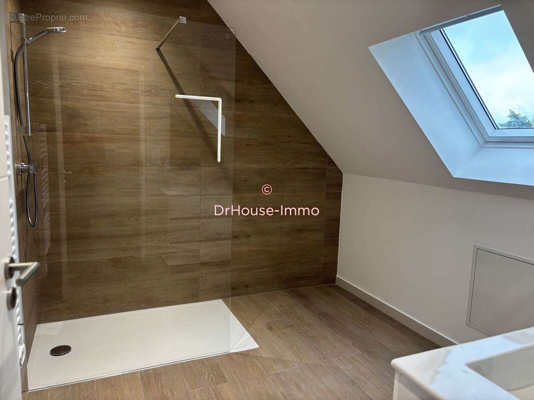 Maison 95 m² à Larcay  - photo 76