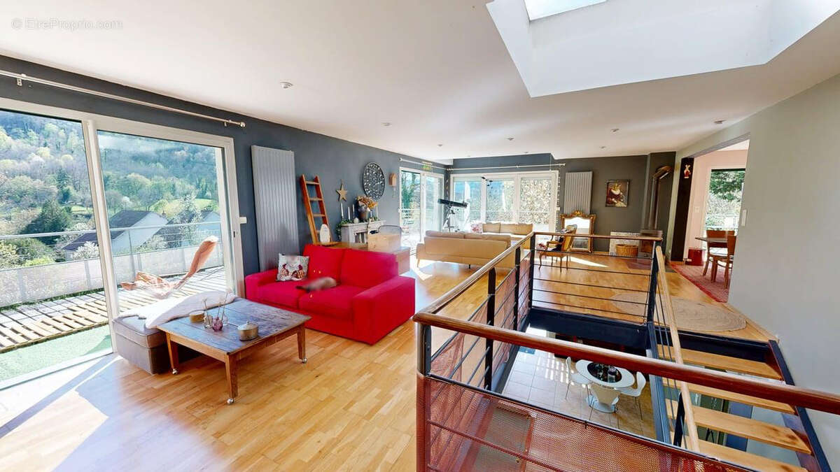 Maison à BAUME-LES-DAMES