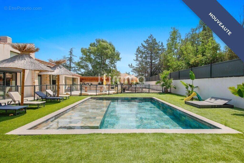 Maison à LA CADIERE-D'AZUR