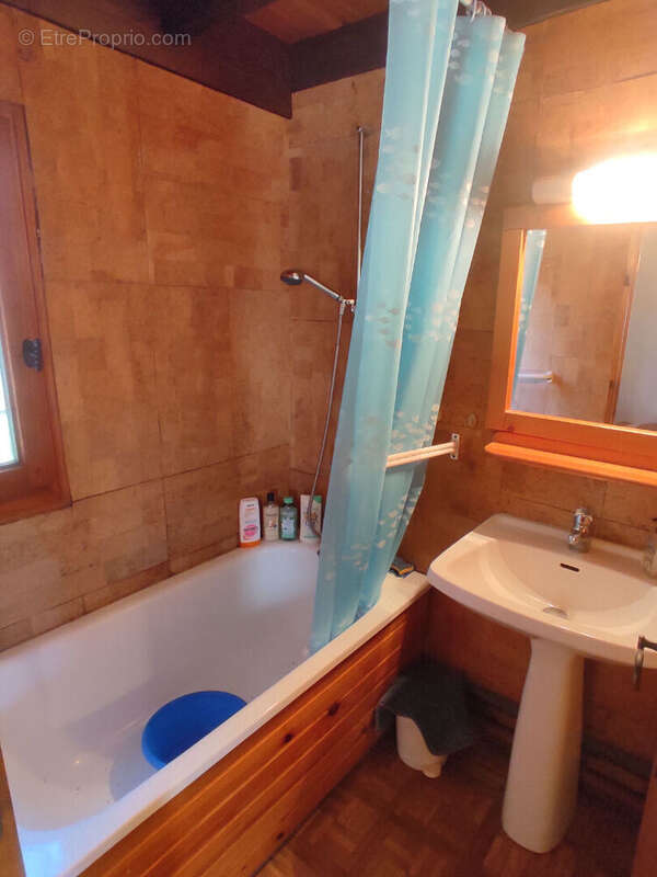 Maison à LES ANGLES