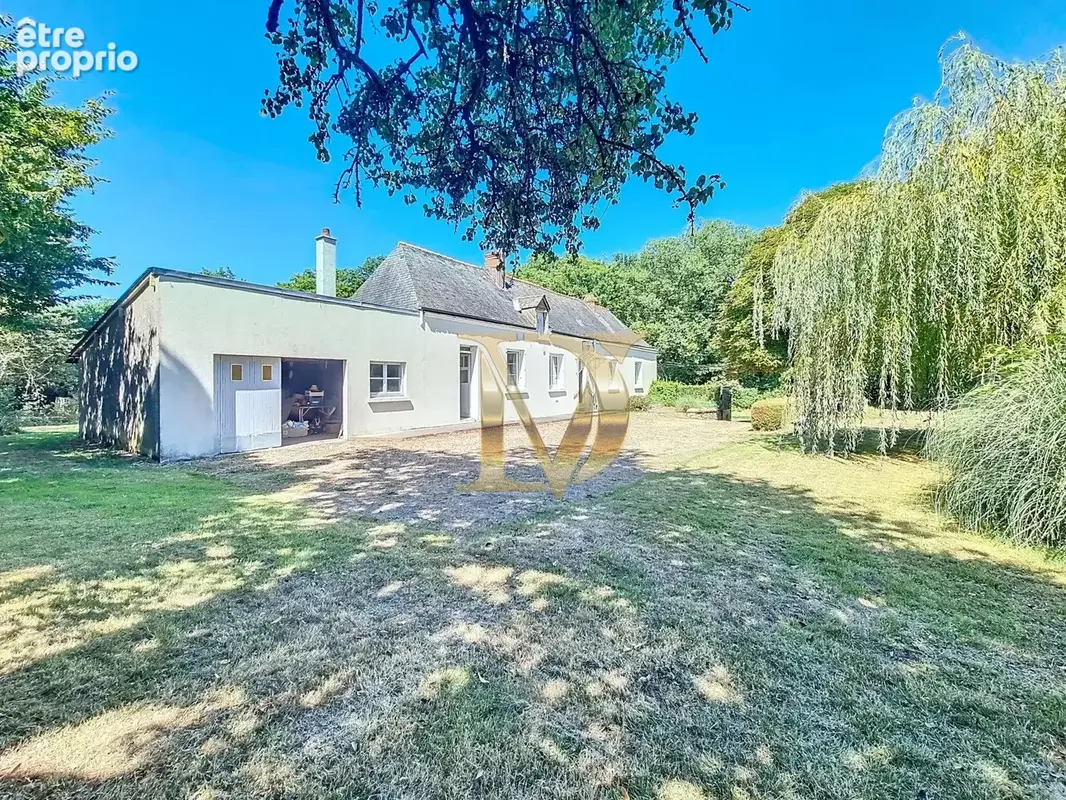 Maison à LUZILLE