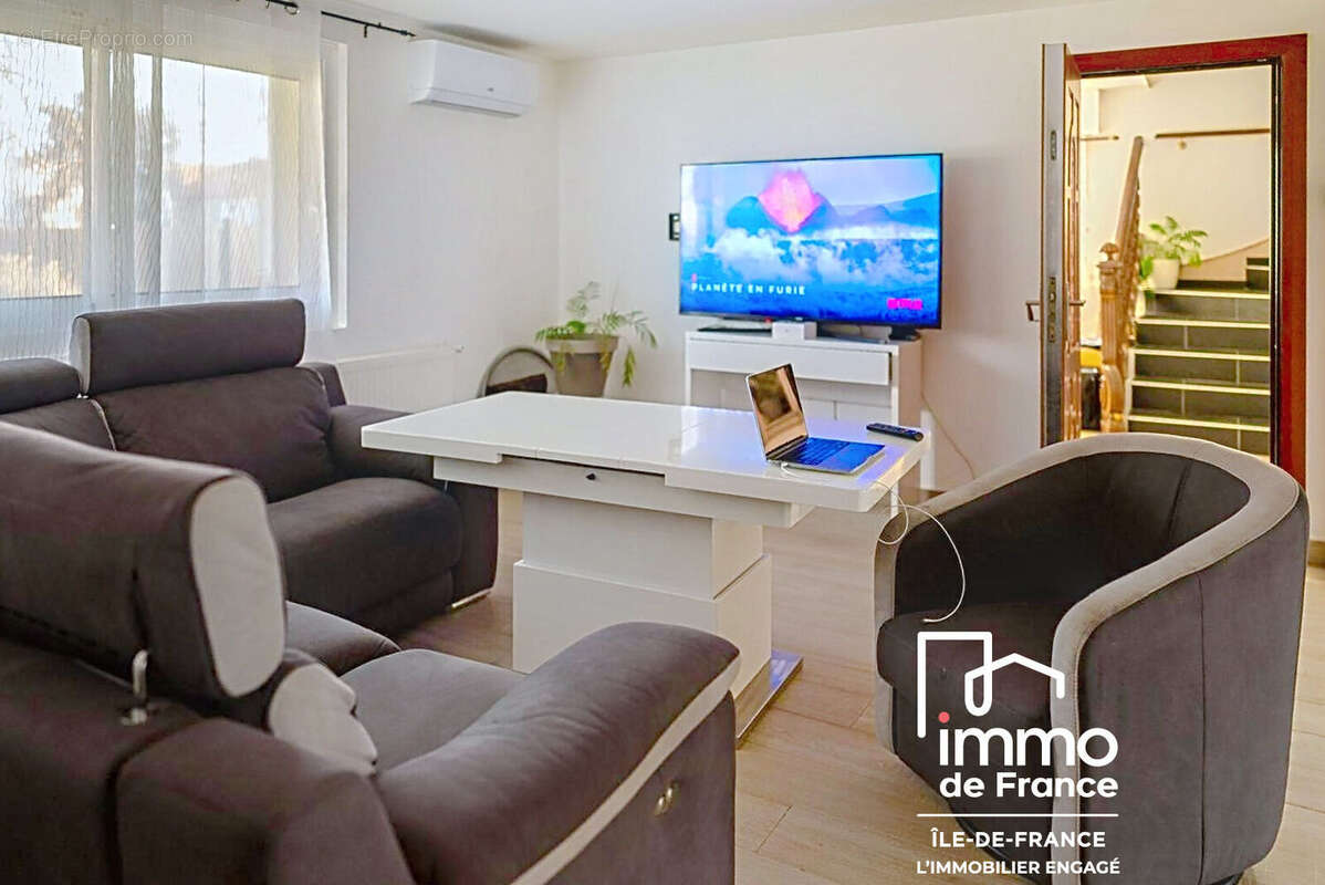 Maison de 237 m² 6 chambres - photo 8