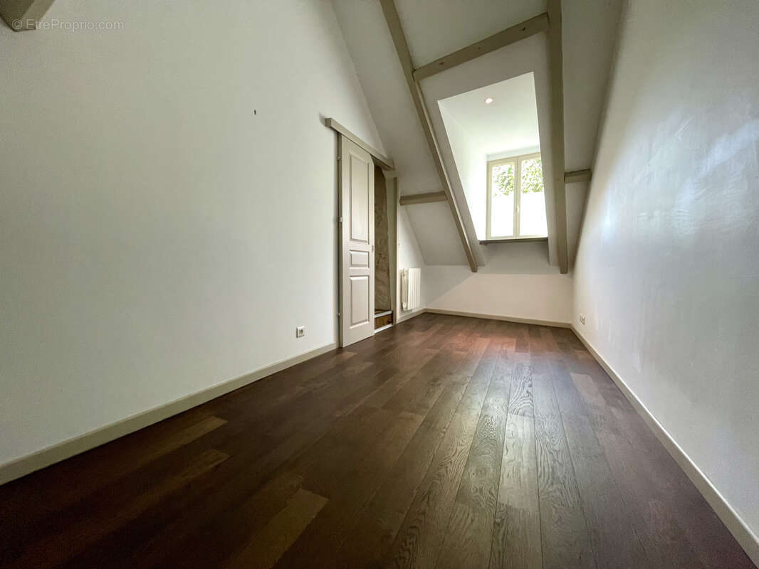 Centre ville Historique Senlis : Appartement T3 - photo 5