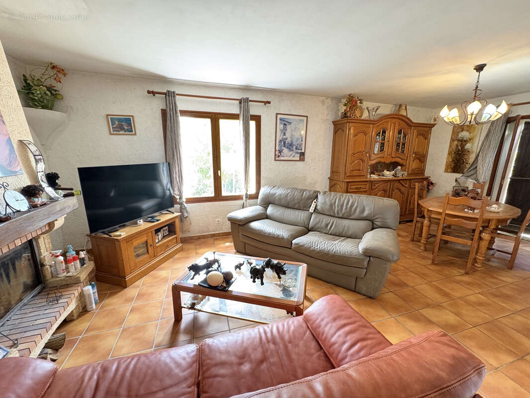 Maison T6 à vendre 31470 Bonrepos-sur-Aussonnelle ancienne ferme - photo 7