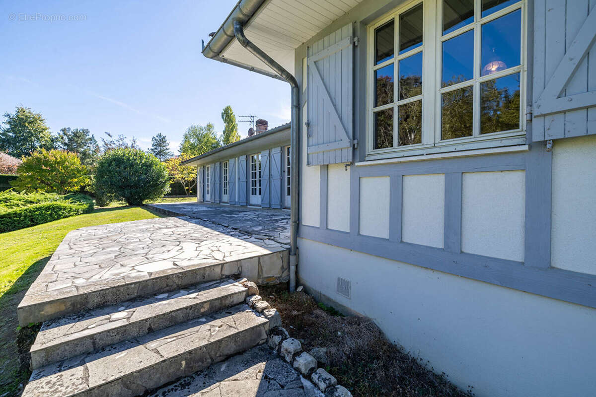 Maison à AIRE-SUR-L'ADOUR