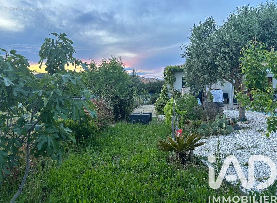 Photo 7 - Maison à MONTMIRAT
