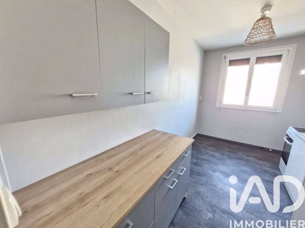 Photo 1 - Appartement à SAINT-JEAN-DE-BRAYE