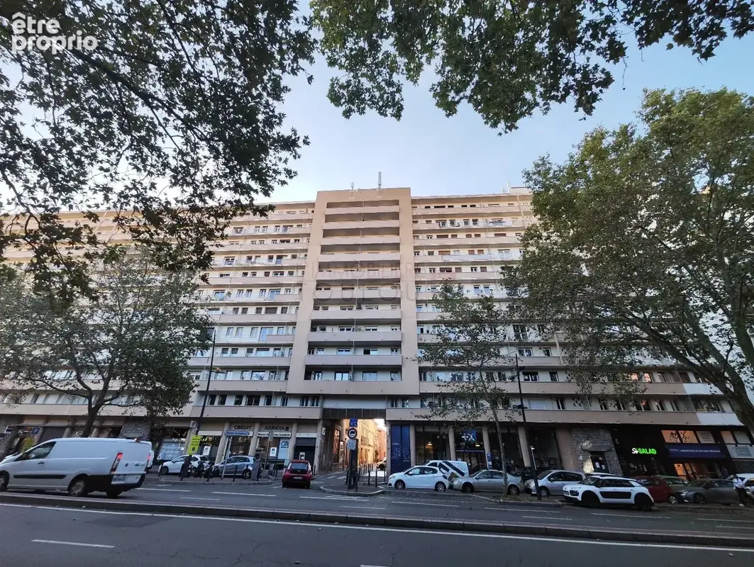 Toulouse  t4 au 9? étage : une vue panoramique sur la ville rose ! - photo 26