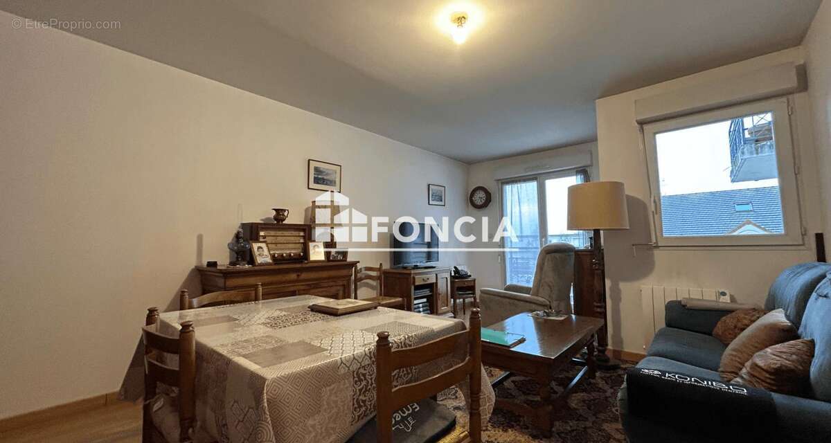 Appartement à MAINVILLIERS