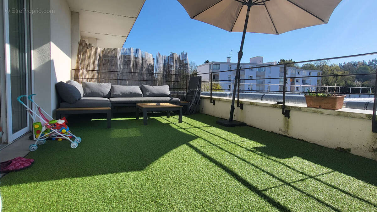 Appartement à EPERNON