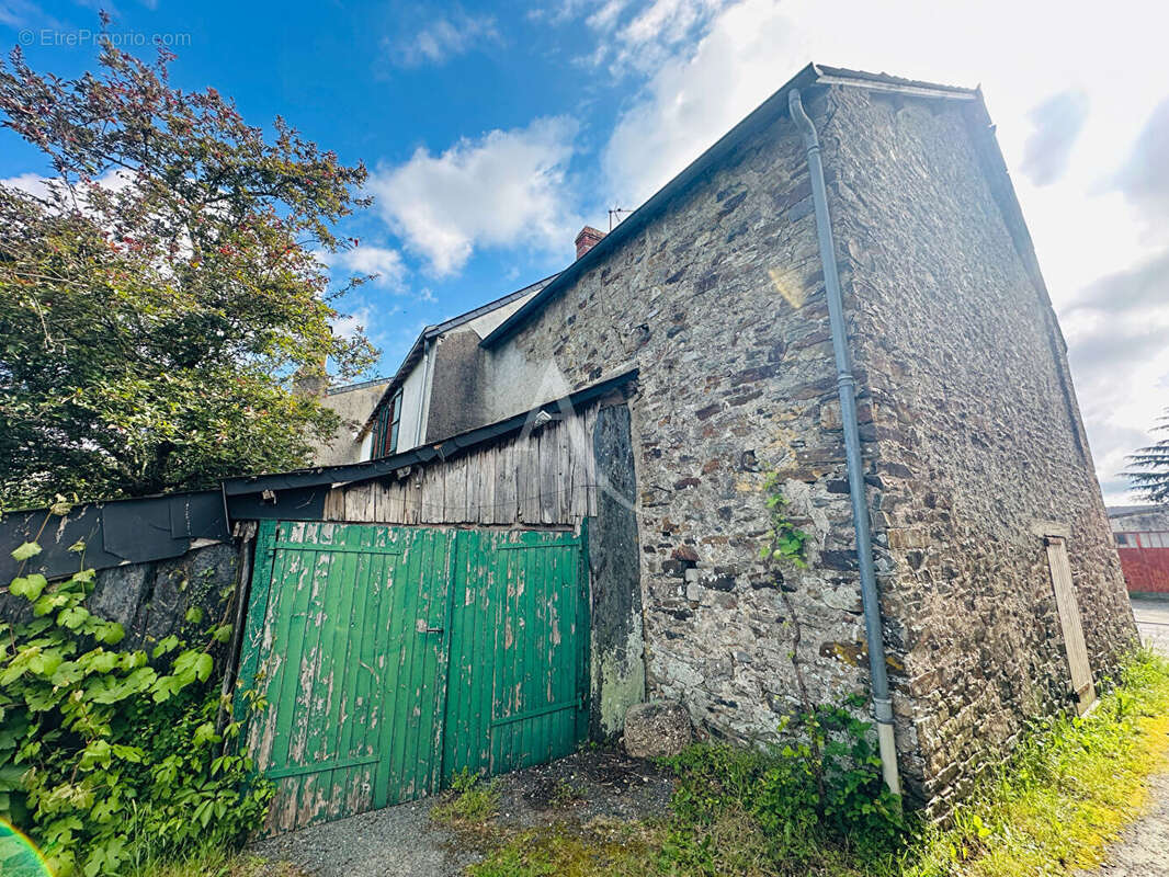 Maison à LE GAVRE