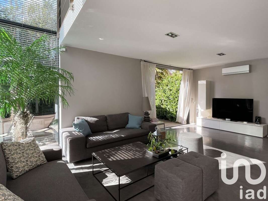 Photo 2 - Maison à SUCY-EN-BRIE