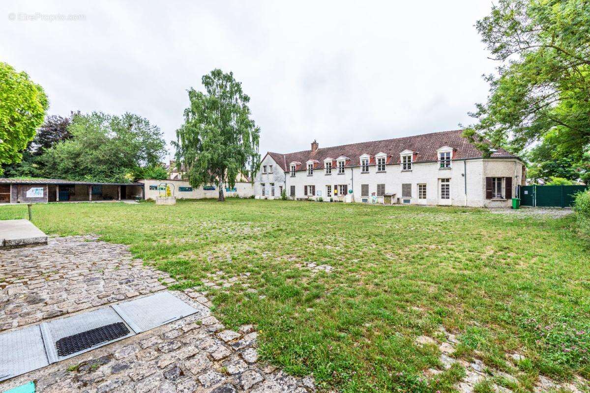 Appartement à MOURS