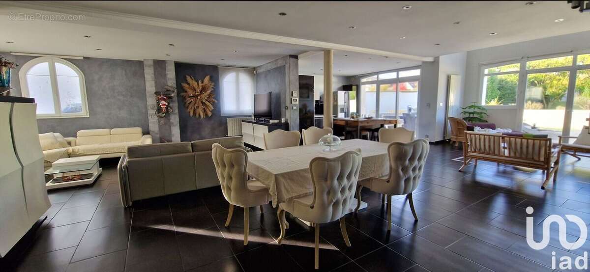 Photo 4 - Maison à ARMENTIERES-EN-BRIE