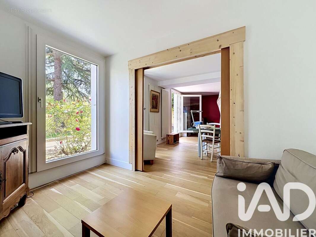 Photo 6 - Appartement à RUEIL-MALMAISON