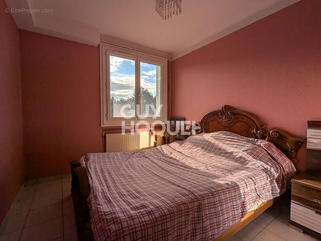 Appartement à DECINES-CHARPIEU