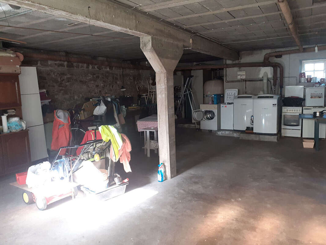 Maison à SAINT-THEGONNEC