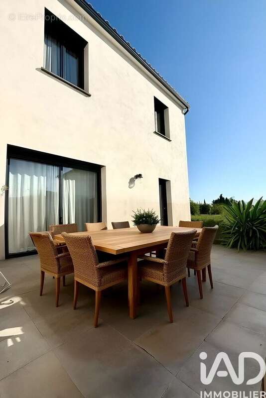 Photo 3 - Maison à REMOULINS