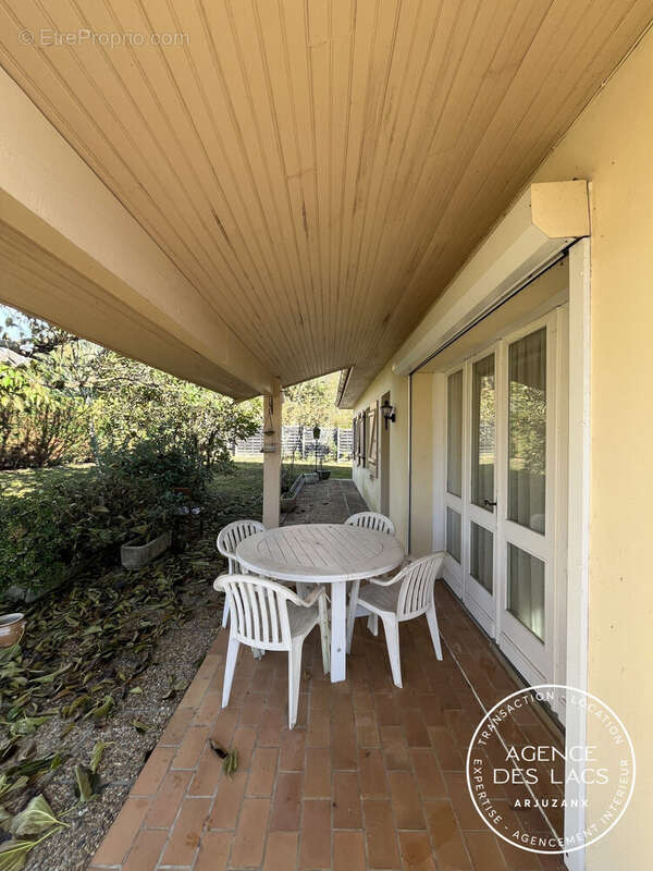 Maison à ONESSE-ET-LAHARIE