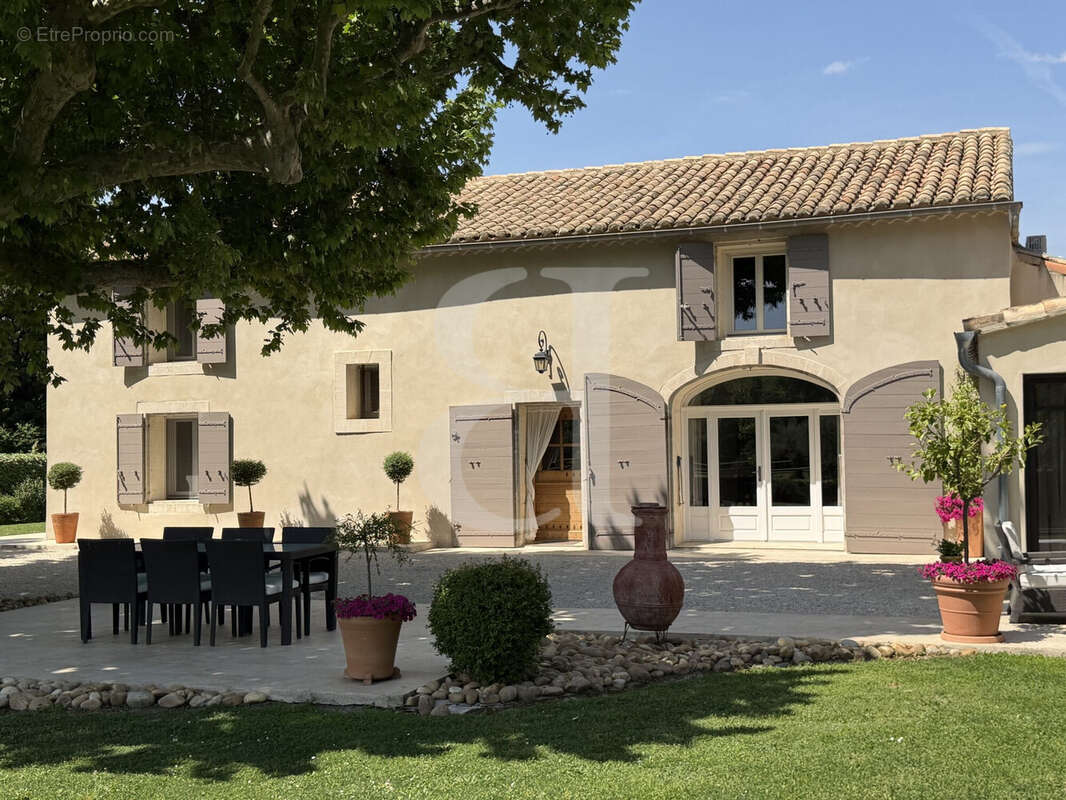 Maison à EYGALIERES