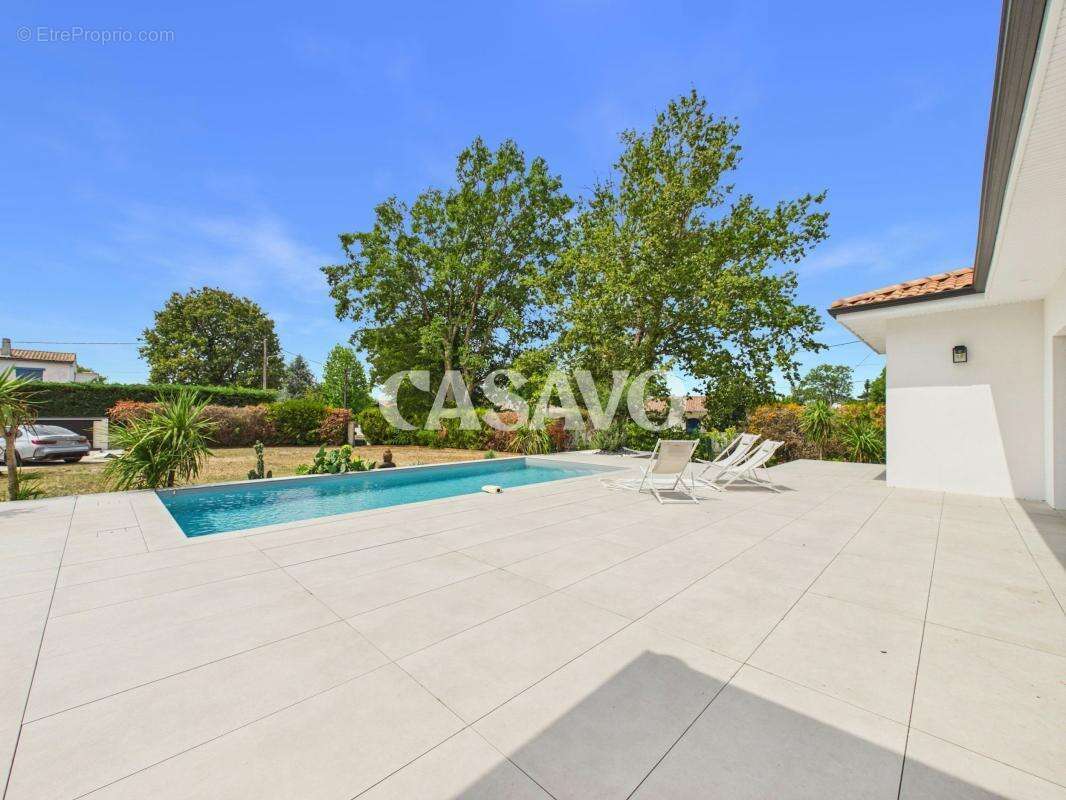 Vente Maison 5 pièces de 152m² - 33850 Léognan - photo 29
