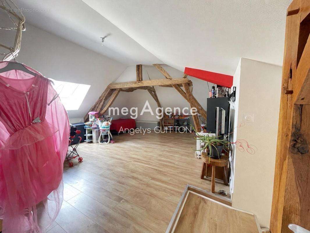 Murs et fond, Affaire à taille humaine - photo 8