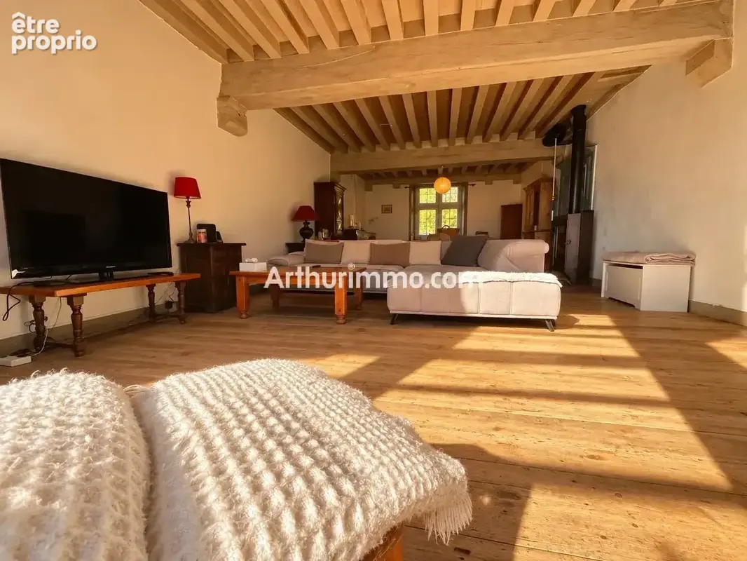 Chateau jura a vendre cuisia 39190  – maison forte type chateau – 414 m² – 12 pièces - photo 4
