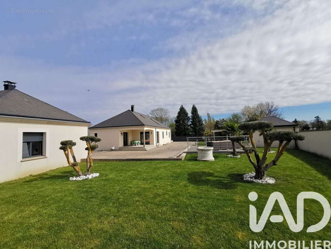 Photo 2 - Maison à CHAINGY