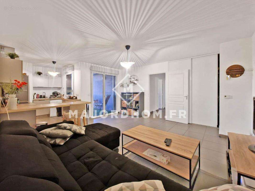 Appartement à MARSEILLE-2E