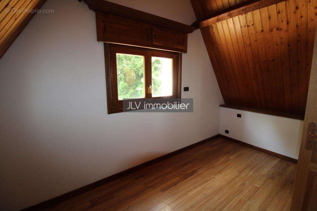 Maison à MILLAM